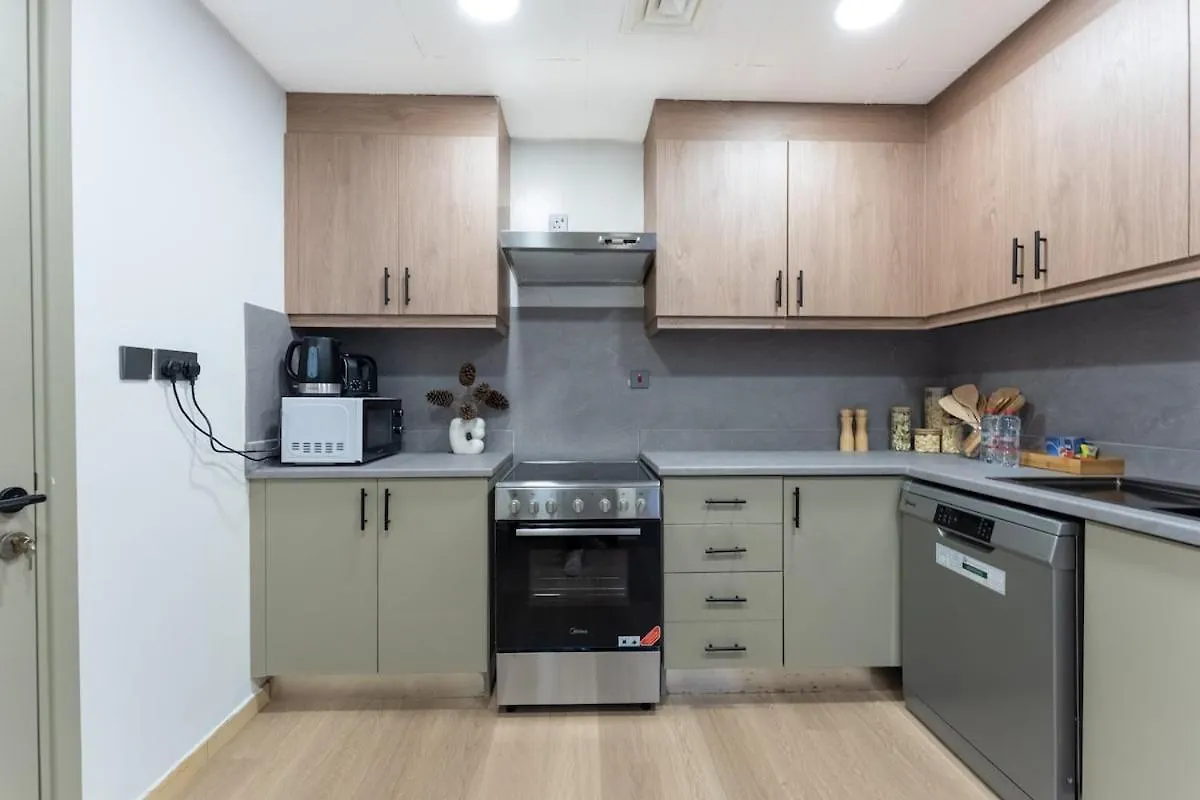 Stunning 2 Bed Apartment In Amwaj 4 Jbr Dubai