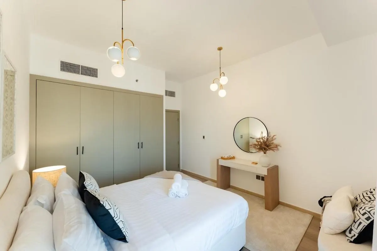 Stunning 2 Bed Apartment In Amwaj 4 Jbr Dubai