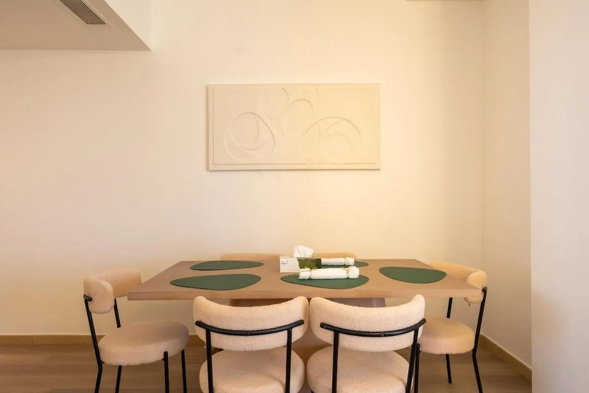 Stunning 2 Bed Apartment In Amwaj 4 Jbr Dubai United Arab Emirates