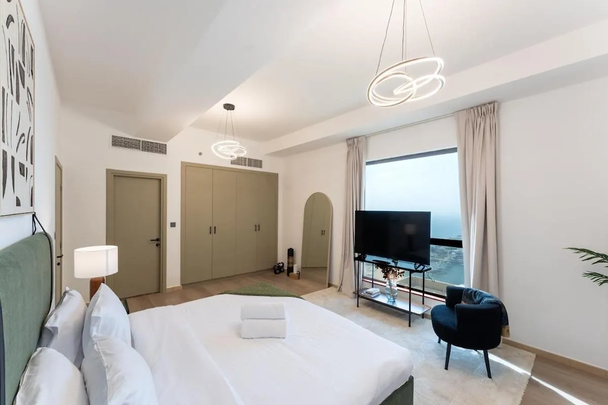 Stunning 2 Bed Apartment In Amwaj 4 Jbr Dubai United Arab Emirates